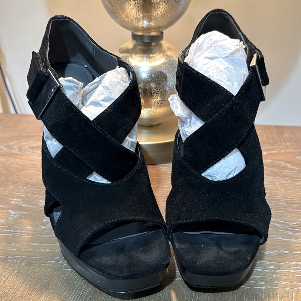 Like New Calvin Klein Platform Heel Suede Black 8.5